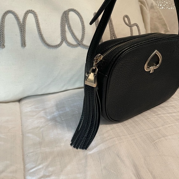 Kate Spade. Leather Black crossbody camera bag. Used once. Like new. - Picture 3 of 11